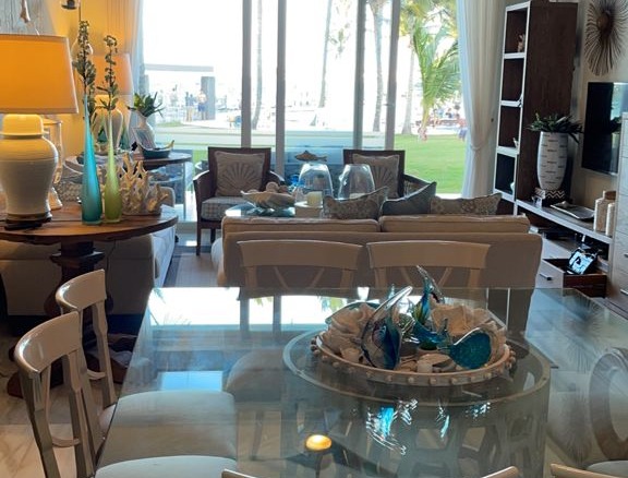 2 bedroom condo in Seawinds